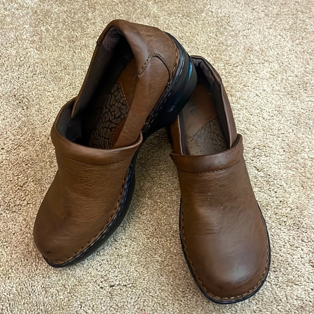 BOC Peggy Clogs brown. Size 11
